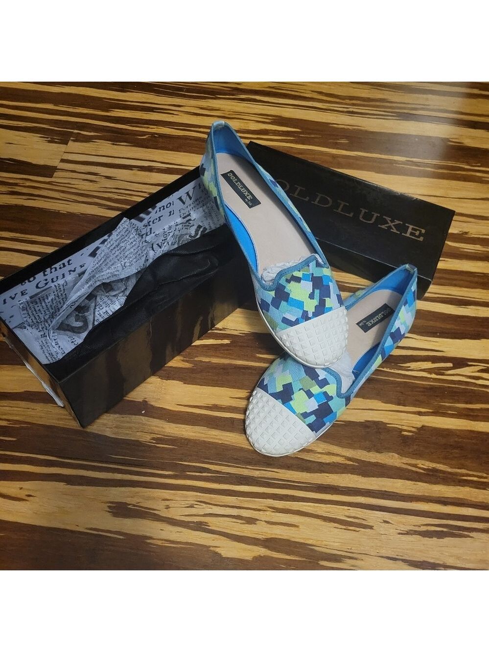 💙 GoldLuxe “Chapeau Blumu” Slip-On Flats Size 10